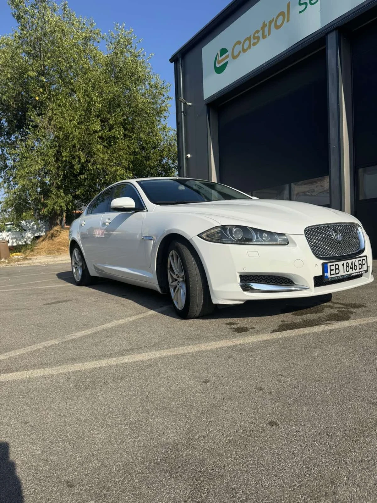 Jaguar Xf, снимка 2 - Автомобили и джипове - 56600956