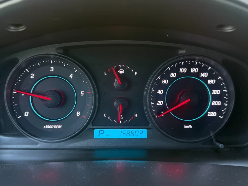 Chevrolet Captiva 2.2D 4X4 184kc Facelift, снимка 10 - Автомобили и джипове - 51626061