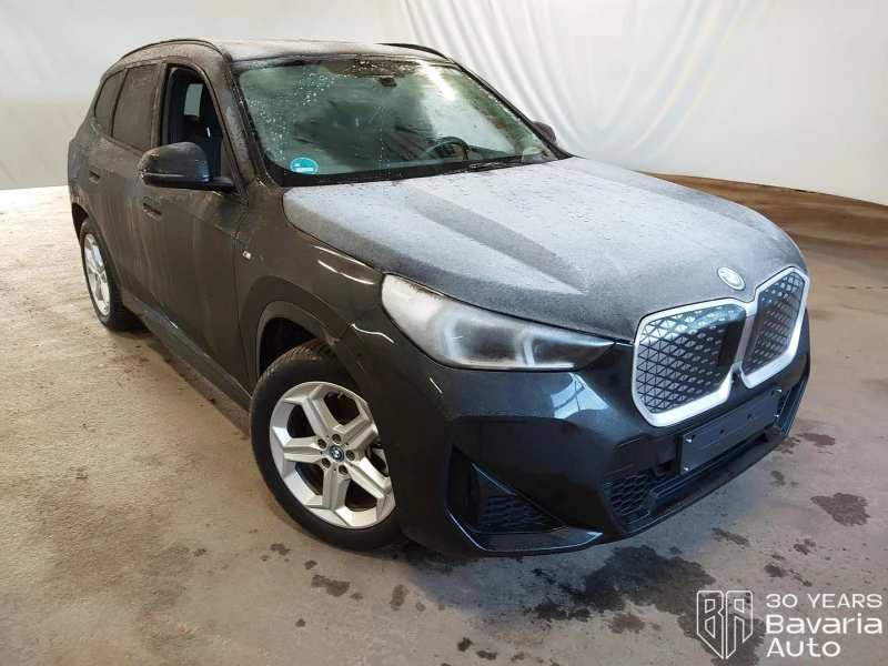 BMW iX1 30 xDrive M Sport Paket, снимка 4 - Автомобили и джипове - 52816954