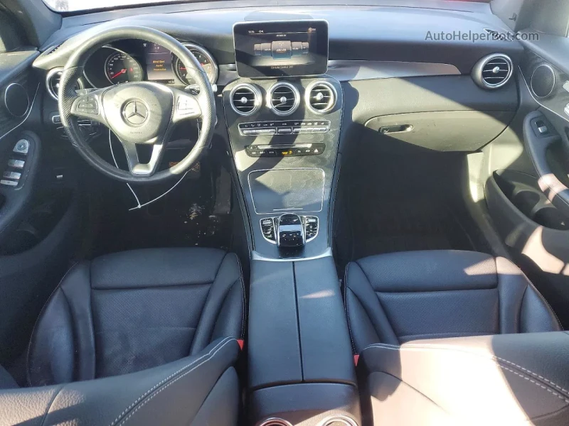 Mercedes-Benz GLC 300 4matic* Памет* Панорама, снимка 7 - Автомобили и джипове - 53593475