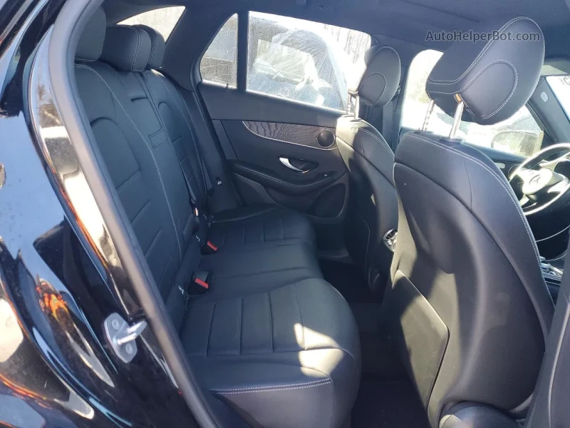 Mercedes-Benz GLC 300 4matic* Памет* Панорама, снимка 9 - Автомобили и джипове - 53593475