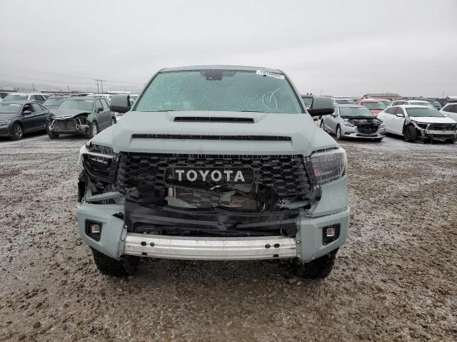 Toyota Tundra CREWMAX SR5, Сервизна История, Минимална щета!, снимка 6 - Автомобили и джипове - 48721731