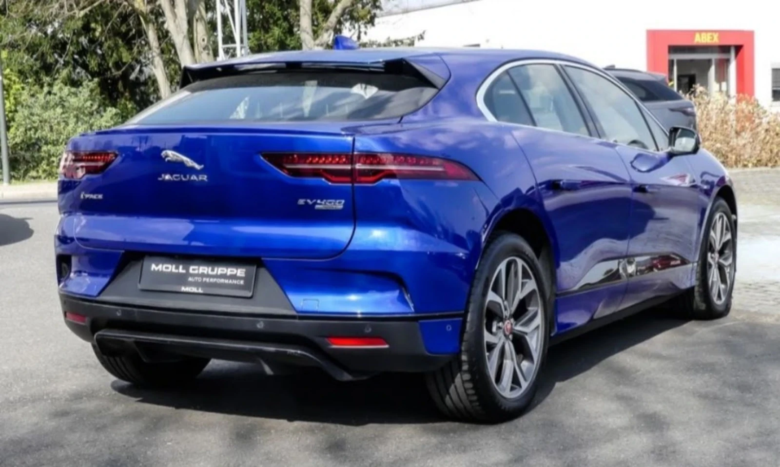 Jaguar I-Pace EV400 HSE - изображение 10