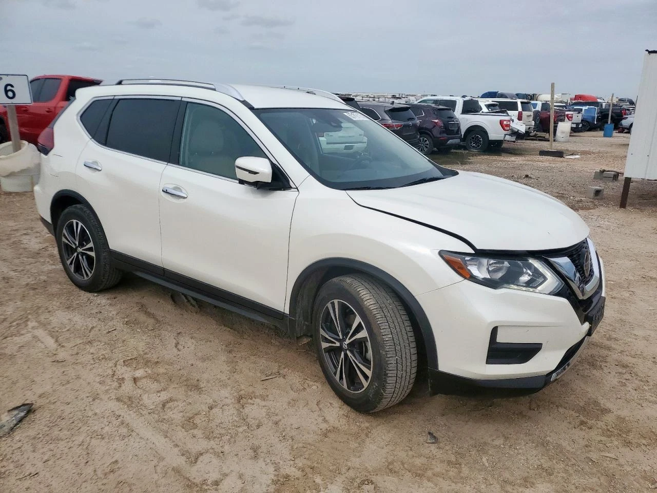 Nissan Rogue  - изображение 4