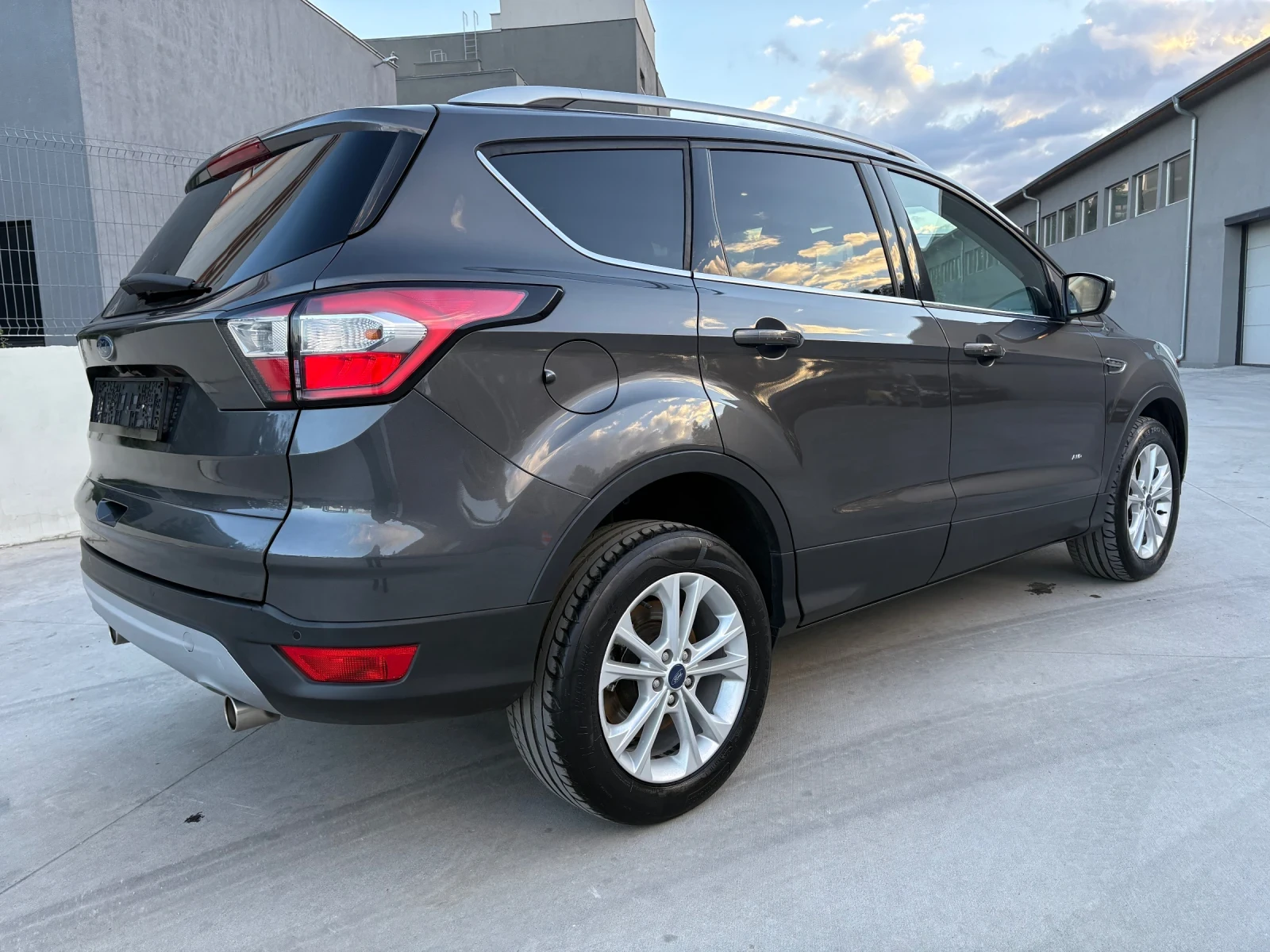 Ford Kuga Titanium 4x4 AWD 2.0 diesel 150hp Euro 6 Automatic - изображение 8