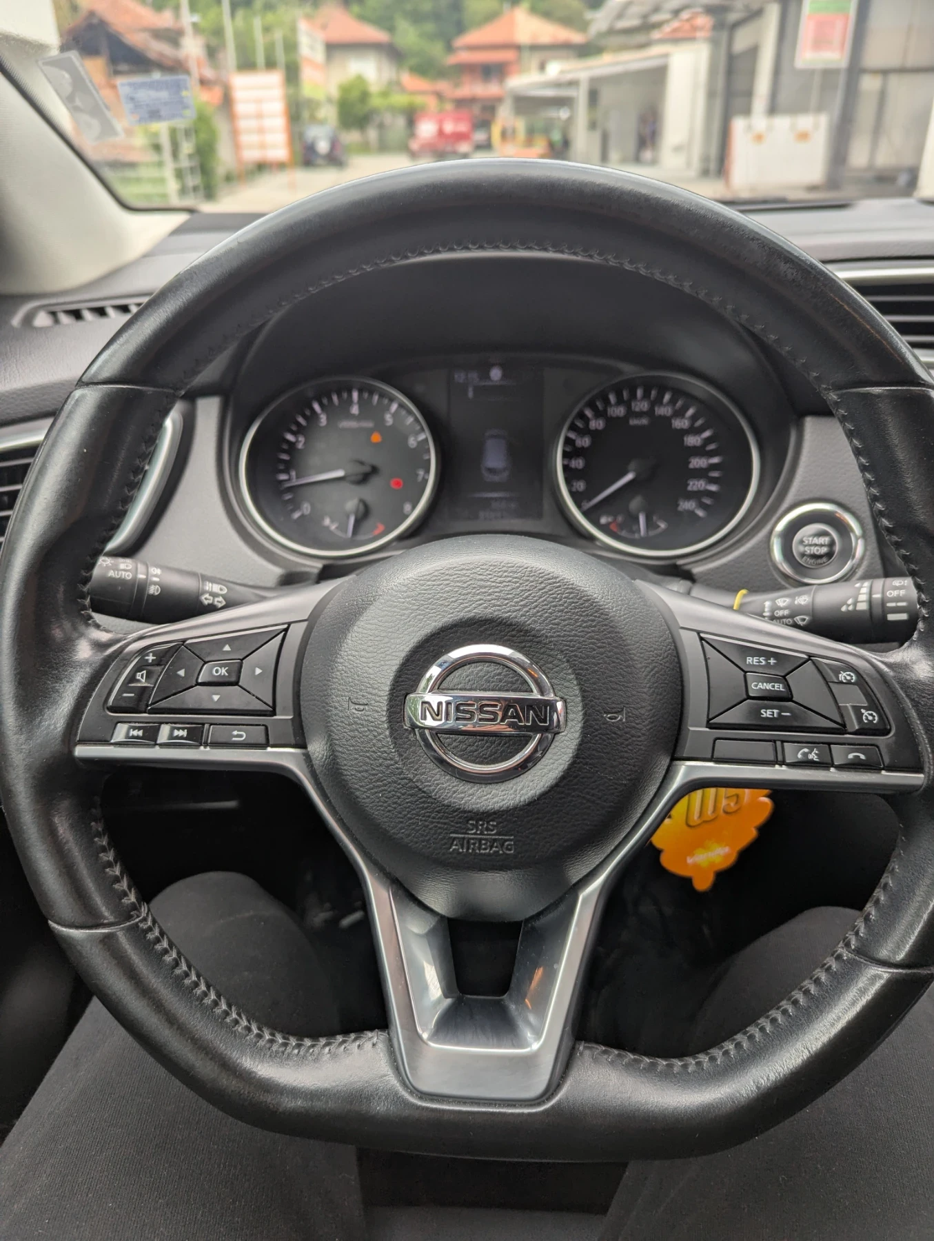 Nissan Qashqai N-Connecta - изображение 8