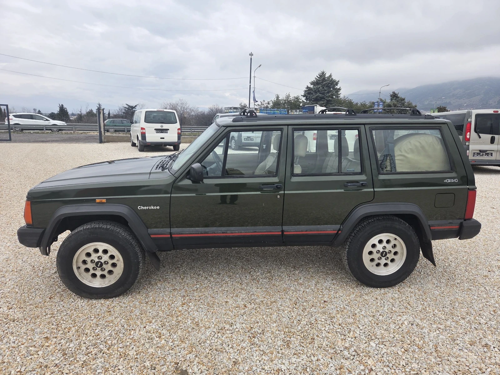 Jeep Cherokee 143788km!!! 2.5 TURBO - изображение 6