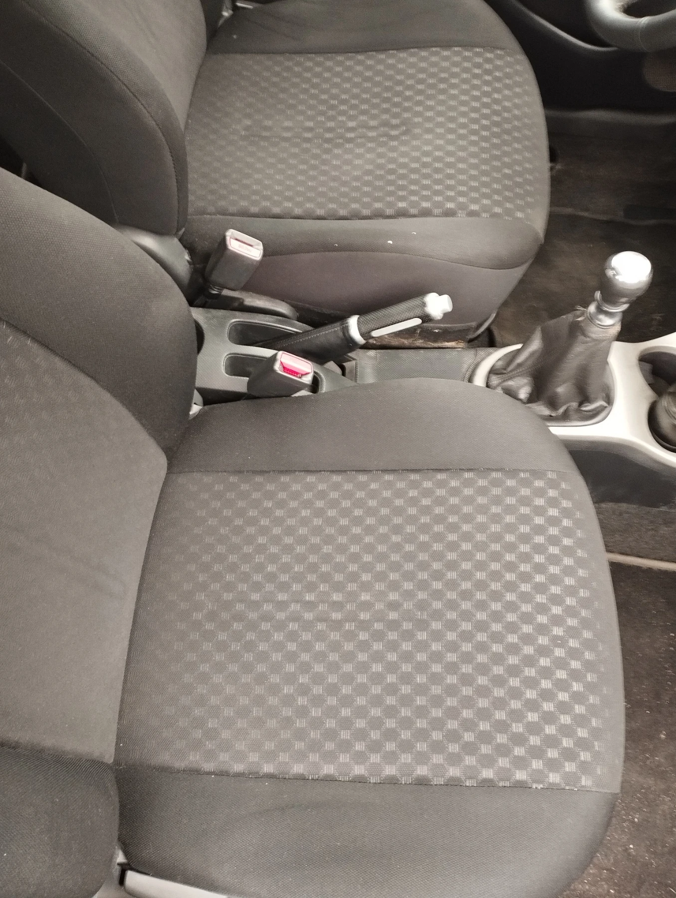 Toyota Urban Cruiser, снимка 9 - Автомобили и джипове - 53879338