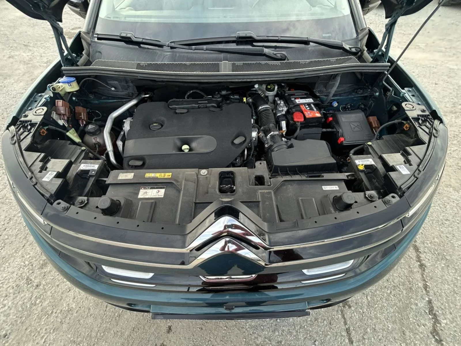 Citroen C5 Aircross 2.0 HDI 180 * EAT 8 * SHINE * PANORAMA * DUAL CAM , снимка 17 - Автомобили и джипове - 53980010