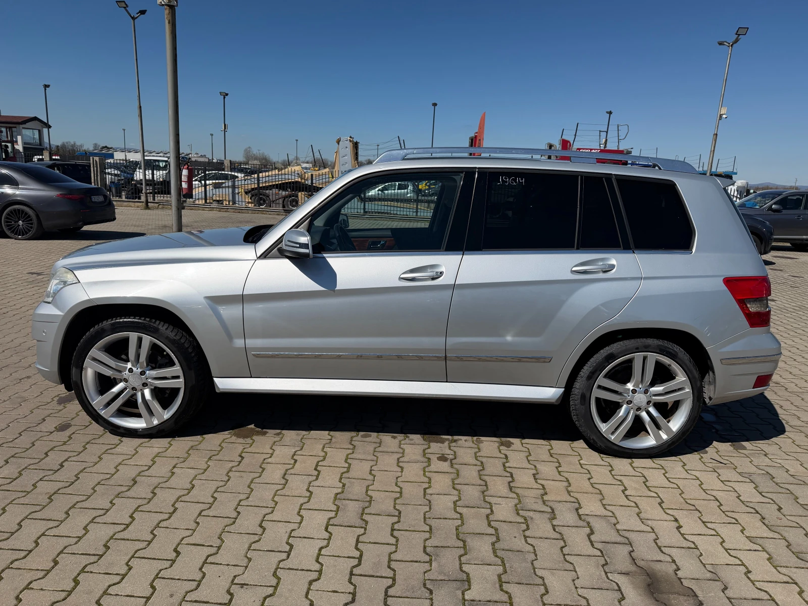 Mercedes-Benz GLK 320CDI 4MATIC AVTOMAT/NAVI/PANORAMA EURO 4, снимка 9 - Автомобили и джипове - 54124233