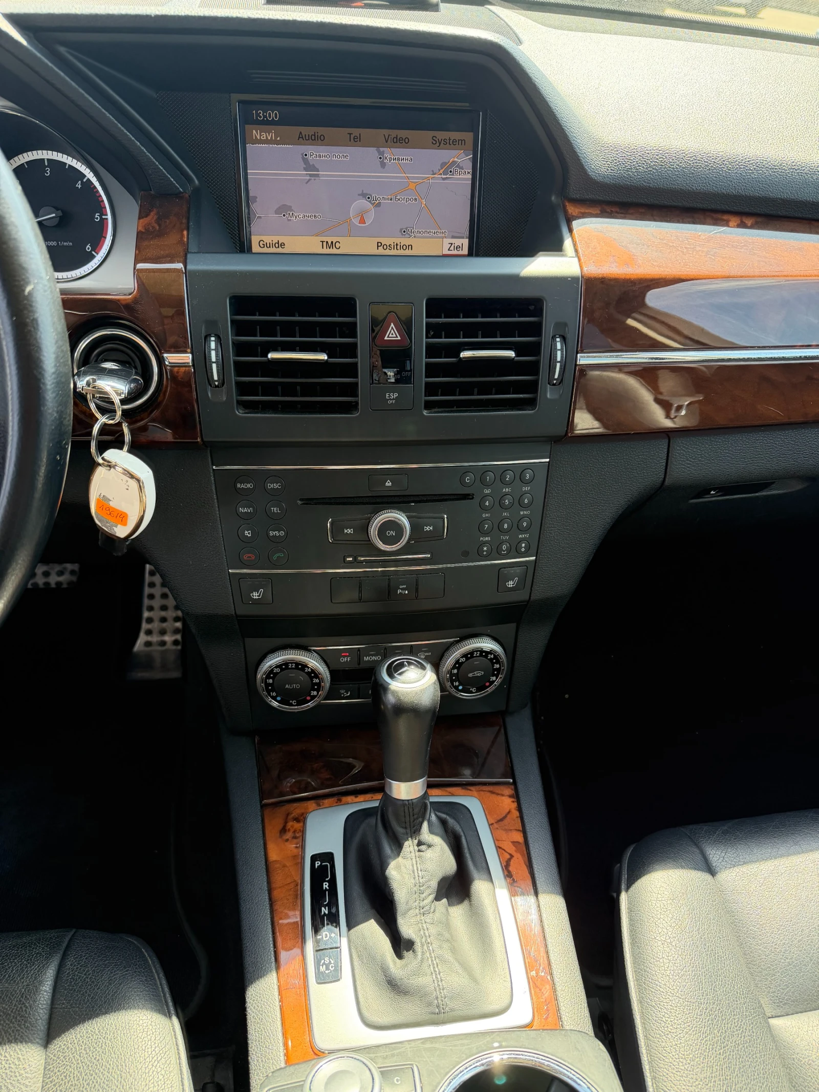 Mercedes-Benz GLK 320CDI 4MATIC AVTOMAT/NAVI/PANORAMA EURO 4, снимка 15 - Автомобили и джипове - 54124233