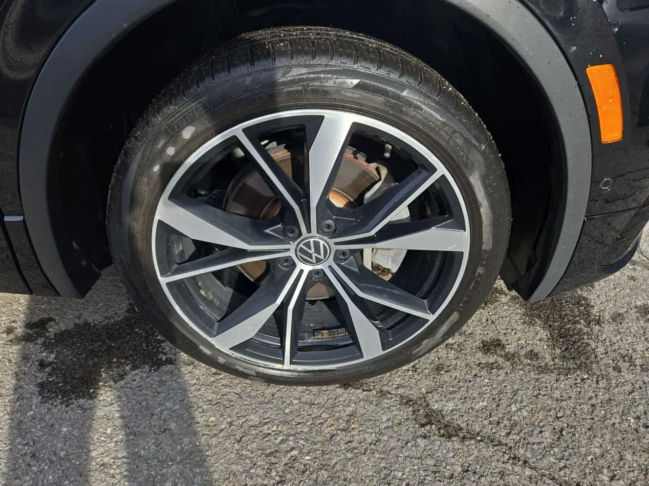 VW Tiguan * Highline R Line * CARFAX * ПОДГРЕВИ * ПАНО * , снимка 7 - Автомобили и джипове - 54884912