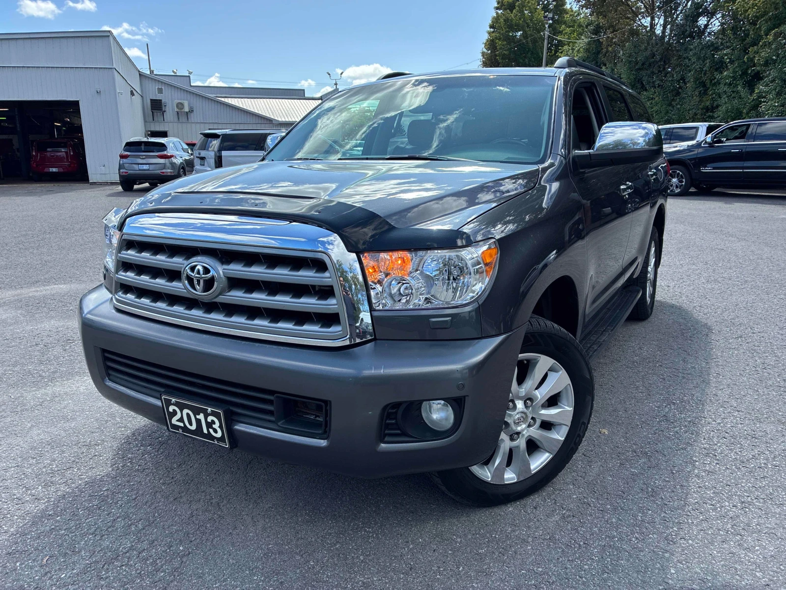 Toyota Sequoia * Platinum * АВТОКРЕДИТ БЕЗ ПЪРВОНАЧАЛНА ВНОСКА* , снимка 14 - Автомобили и джипове - 56038762