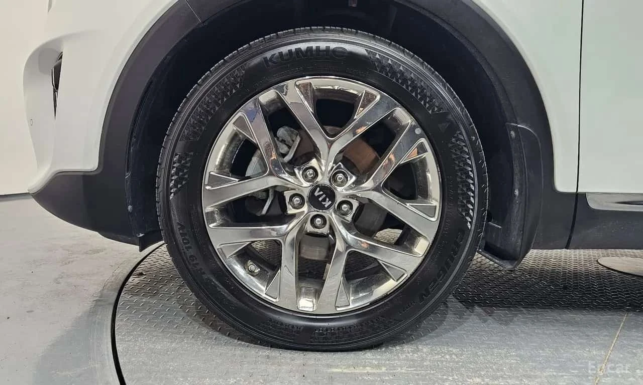 Kia Sorento * юGasoline 2.0 Turbo 2WD* АВТОКРЕДИТ* , снимка 5 - Автомобили и джипове - 56197836
