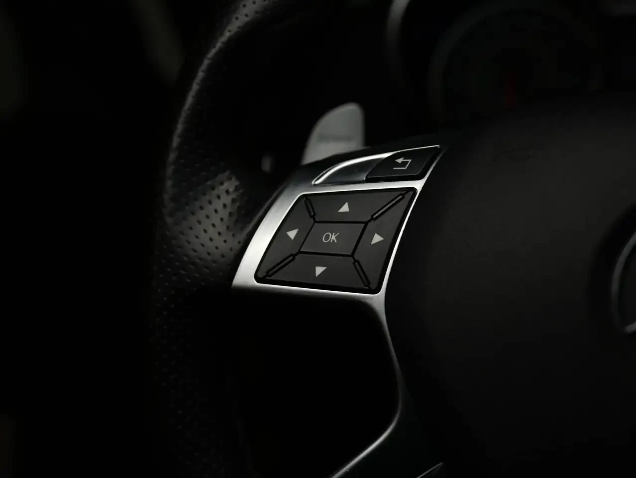 Mercedes-Benz G 63 | AMG | SUNROOF | BRABUS RIMS | 22 IN All | Mobile.bg � ����������� 14