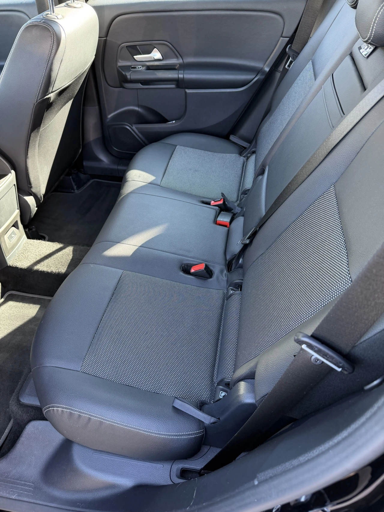 Mercedes-Benz GLB 180 | Mobile.bg � ����������� 12