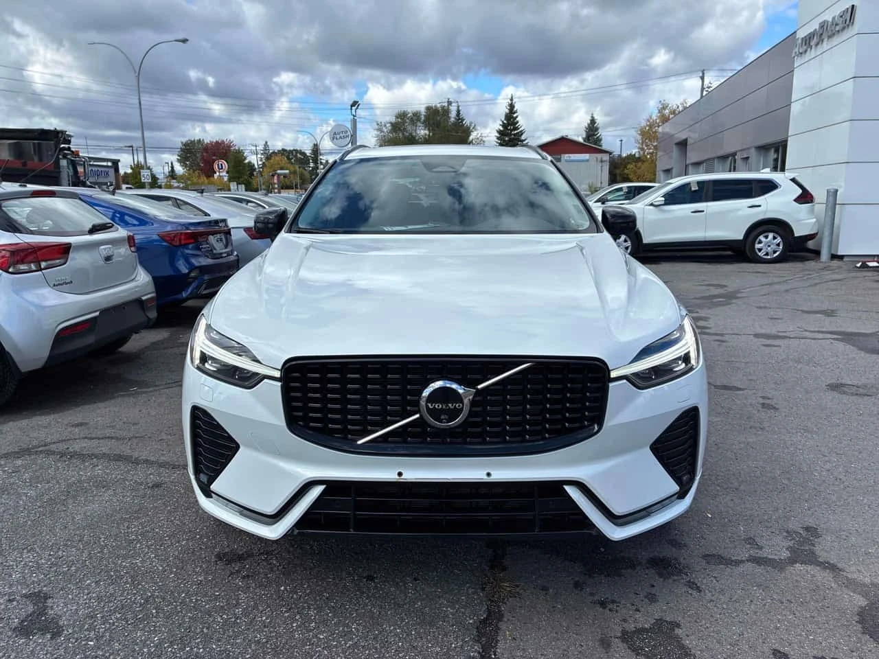 Volvo XC60 * Plus Dark Theme * CARFAX * �������� * 360 ������ | Mobile.bg � ����������� 3
