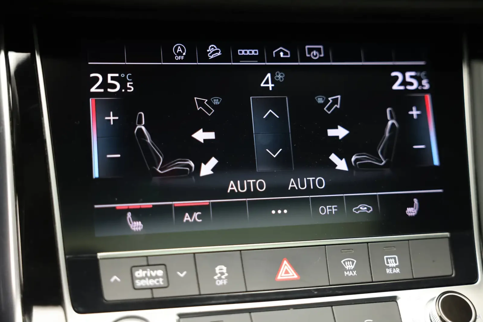 Audi Q7 55TFSI* MATRIX* S* LINE* ��������* 360������* LANE | Mobile.bg � ����������� 9
