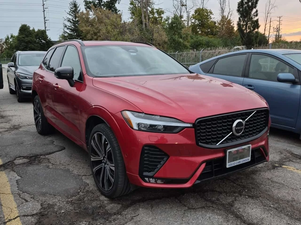 Volvo XC60 B6 Awd R design/CARFAX/����������� | Mobile.bg � ����������� 5