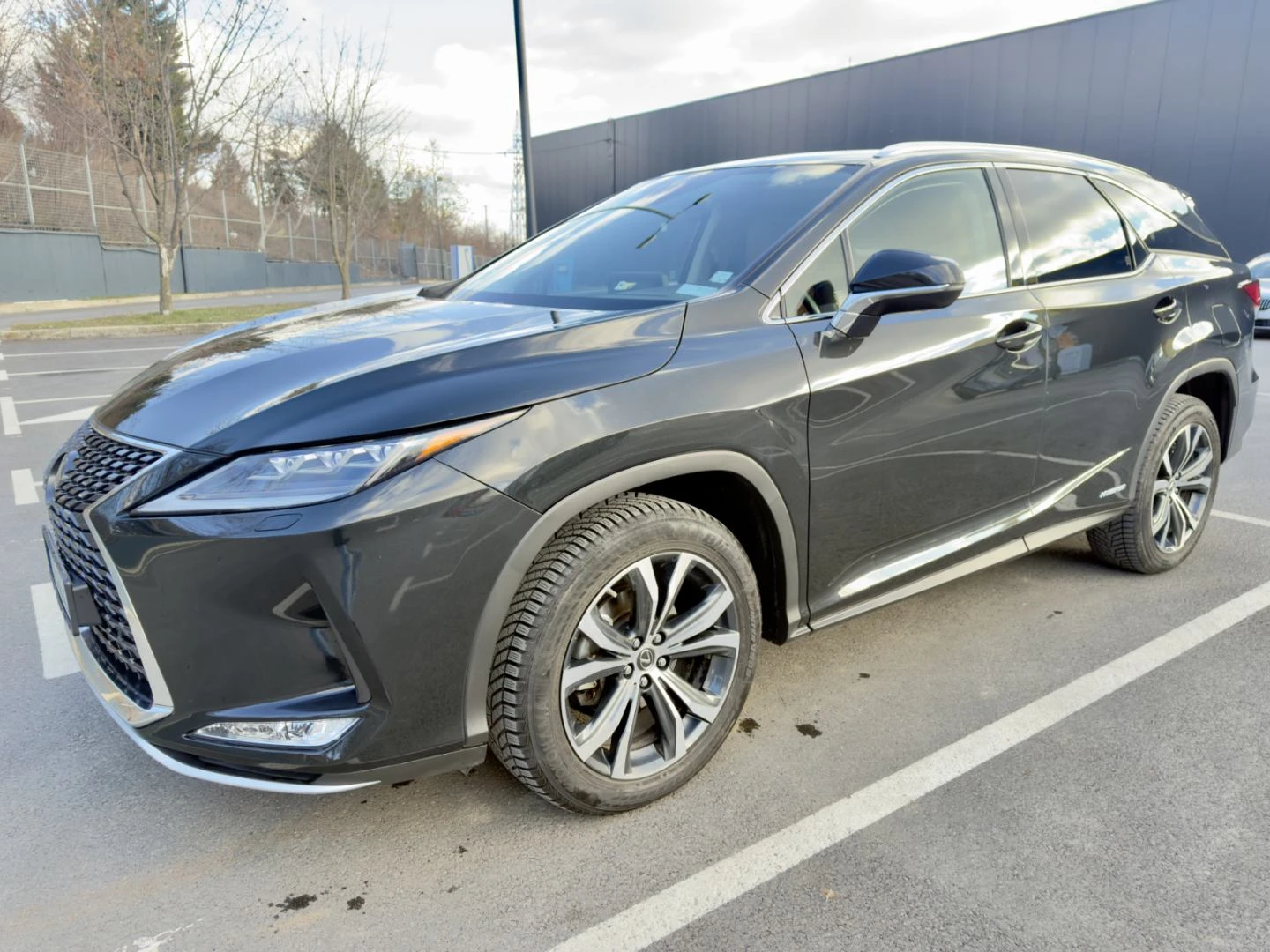 Lexus RX 450h 7-местен, снимка 3 - Автомобили и джипове - 56581477