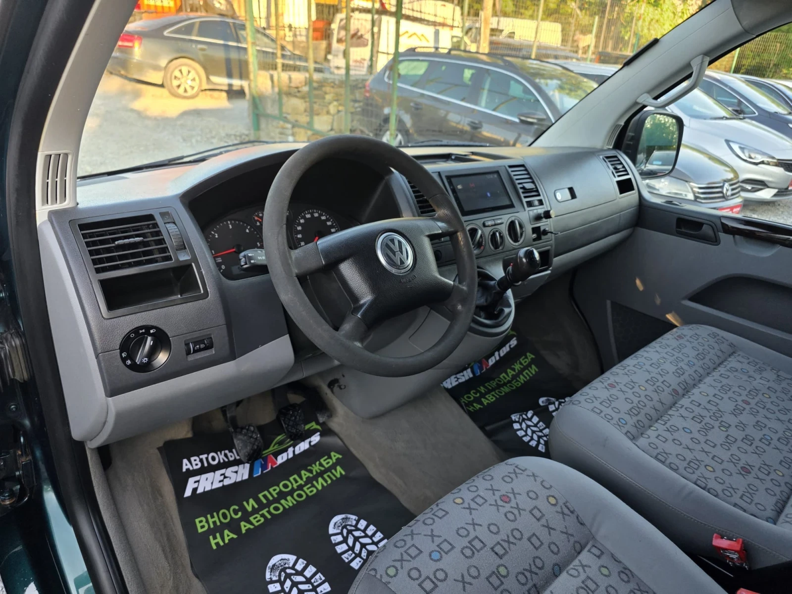 VW Transporter 2.5TDI 131K.C. / КЛИМАТИК / ТЕМПОМАТ / 2007 ГОДИНА, снимка 7 - Бусове и автобуси - 54828676