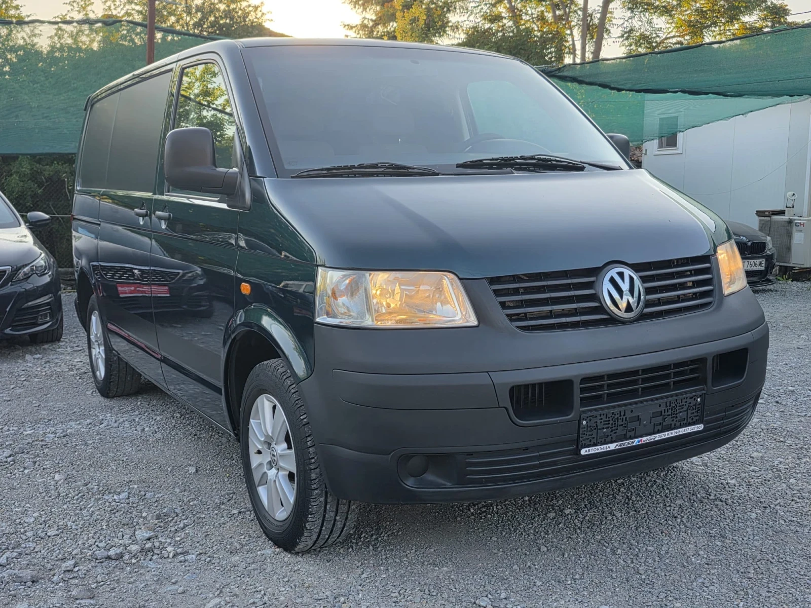 VW Transporter 2.5TDI 131K.C. / КЛИМАТИК / ТЕМПОМАТ / 2007 ГОДИНА, снимка 2 - Бусове и автобуси - 54828676