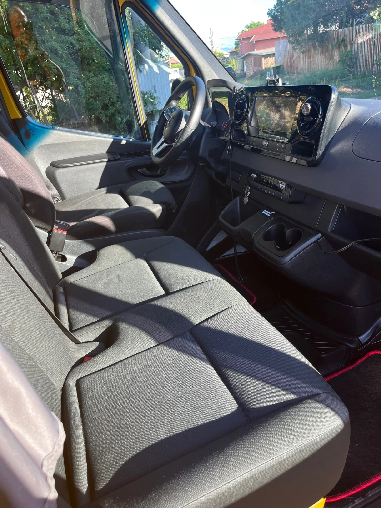Mercedes-Benz Sprinter 319 3.0d v6 - FULL LED - SWISS , снимка 8 - Бусове и автобуси - 54952883