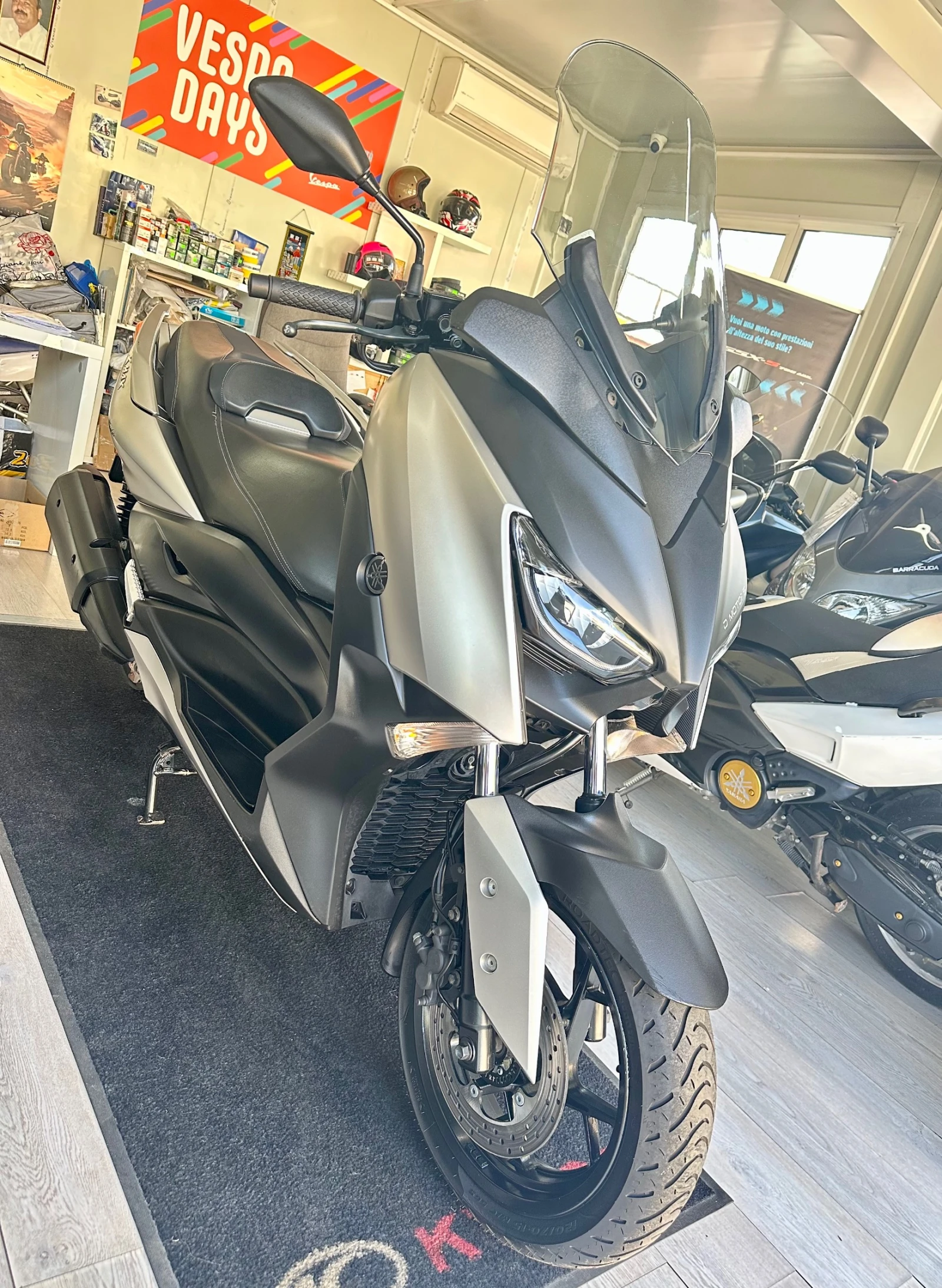 Yamaha X-max 300i ABS/ТС/LED 06.2017г. - изображение 4