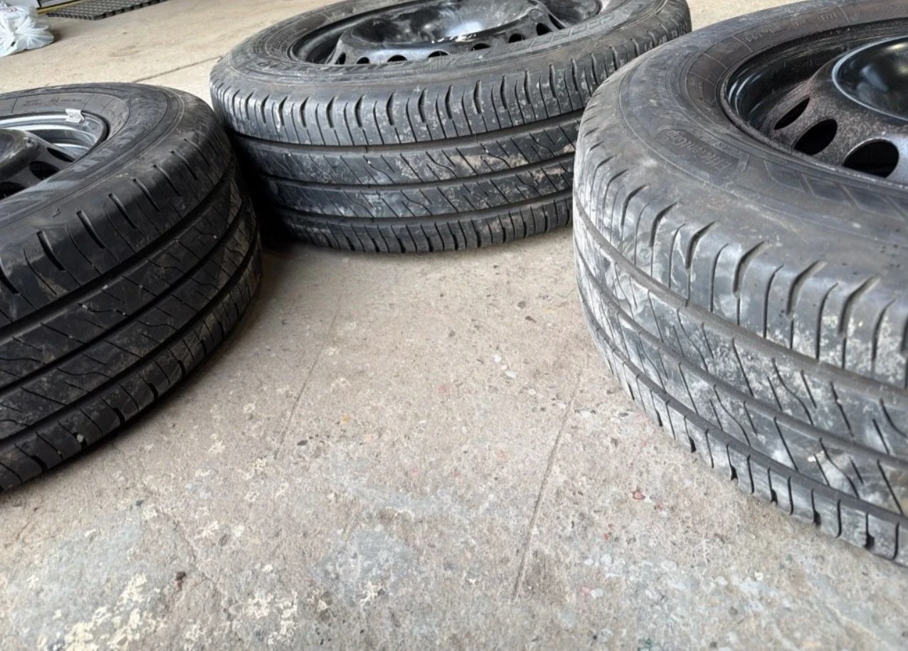 Гуми с джанти Goodyear 215/65R16, снимка 3 - Гуми и джанти - 55889242