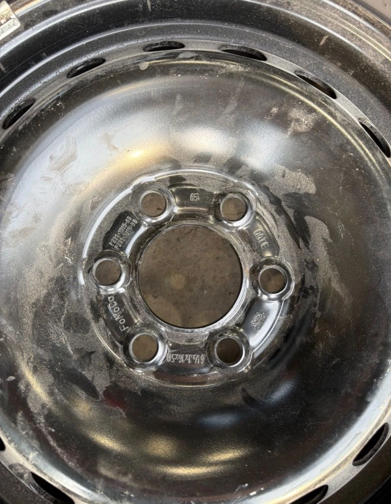 Гуми с джанти Goodyear 215/65R16, снимка 5 - Гуми и джанти - 55889242