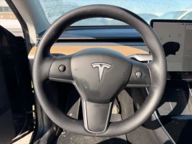 Tesla Model Y Long Range AWD  CARFAX, снимка 14
