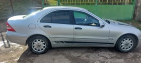 Mercedes-Benz C 180  W203, снимка 2