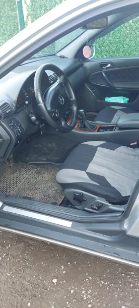 Mercedes-Benz C 180  W203, снимка 6