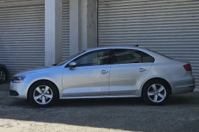 VW Jetta 1.6TDI High Executive Line 2013 - 6499 € / 12710.94 лв. - 56157033 3