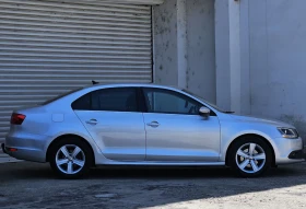 VW Jetta 1.6TDI High Executive Line 2013 - 6499 € / 12710.94 лв. - 56157033 5