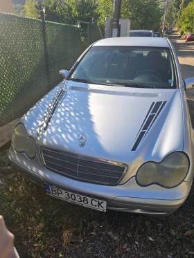 Mercedes-Benz C 180  W203 - 2000 € - 22433041 10