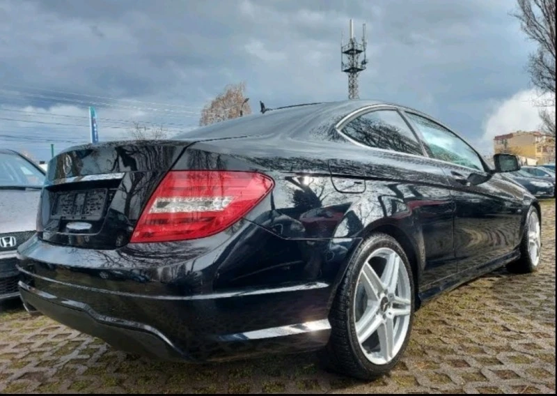 Mercedes-Benz C 220 2.2 AMG COUPE, снимка 8 - Автомобили и джипове - 38776275