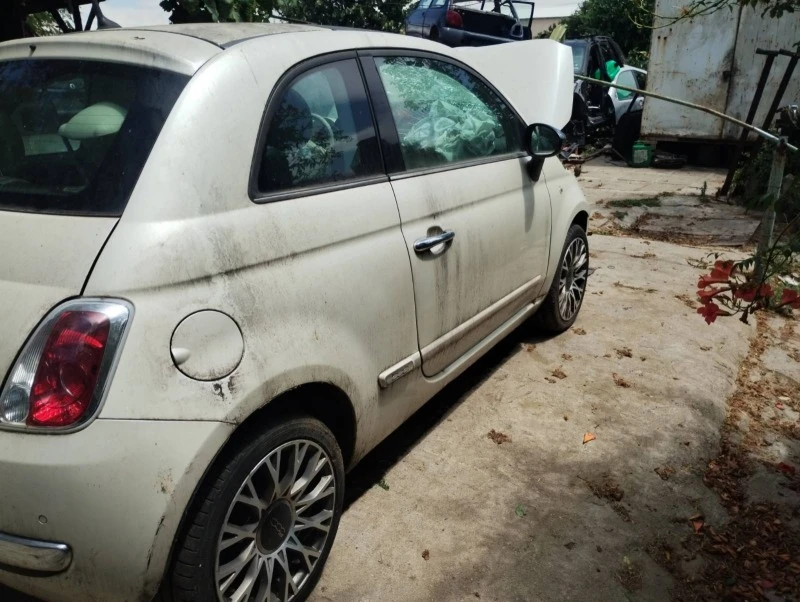 Fiat 500, снимка 2 - Автомобили и джипове - 46459633