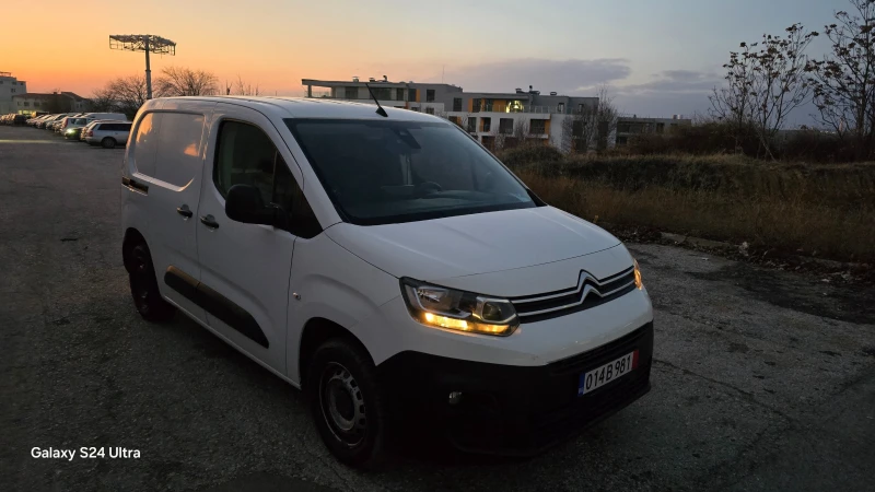 Citroen Berlingo 1.5 D Full, снимка 5 - Автомобили и джипове - 48338677