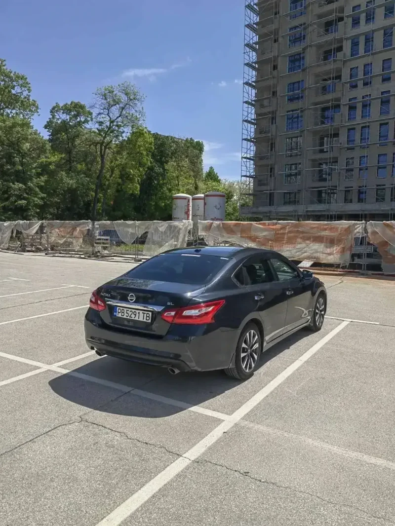 Nissan Altima 2.5 SL ЛИЧЕН, снимка 5 - Автомобили и джипове - 48437788