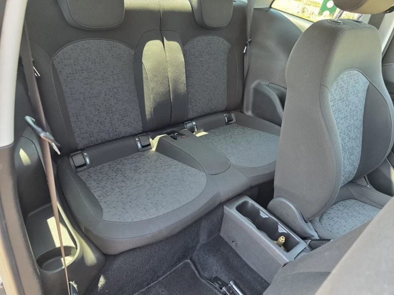 Opel Adam 1.4 i 87k.c LPG, снимка 12 - Автомобили и джипове - 50564987