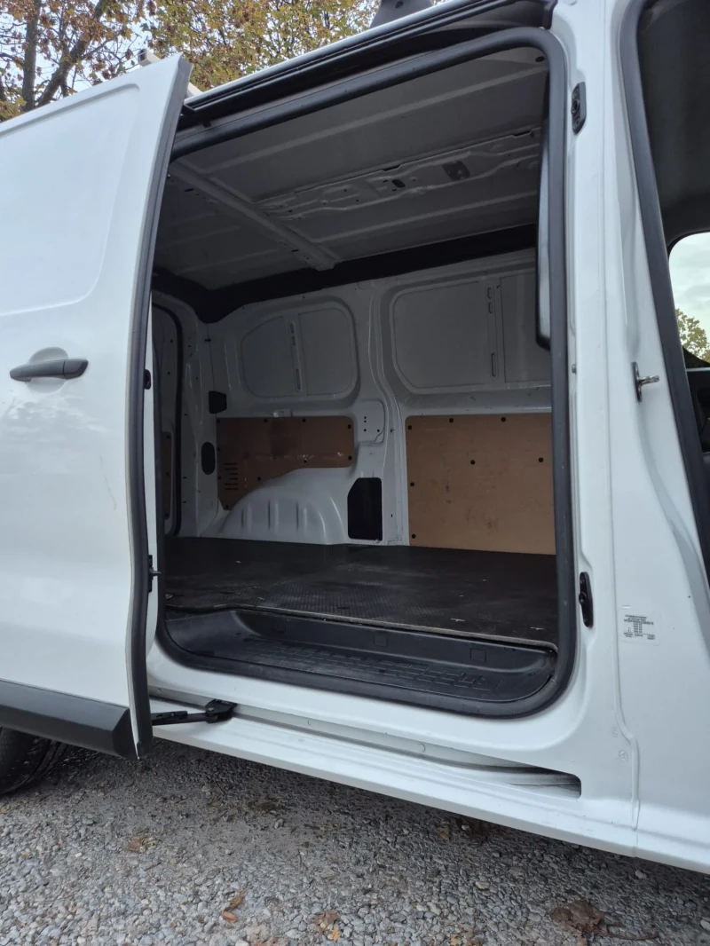 Peugeot Expert 2.0hdi + Navi, снимка 9 - Автомобили и джипове - 52339035