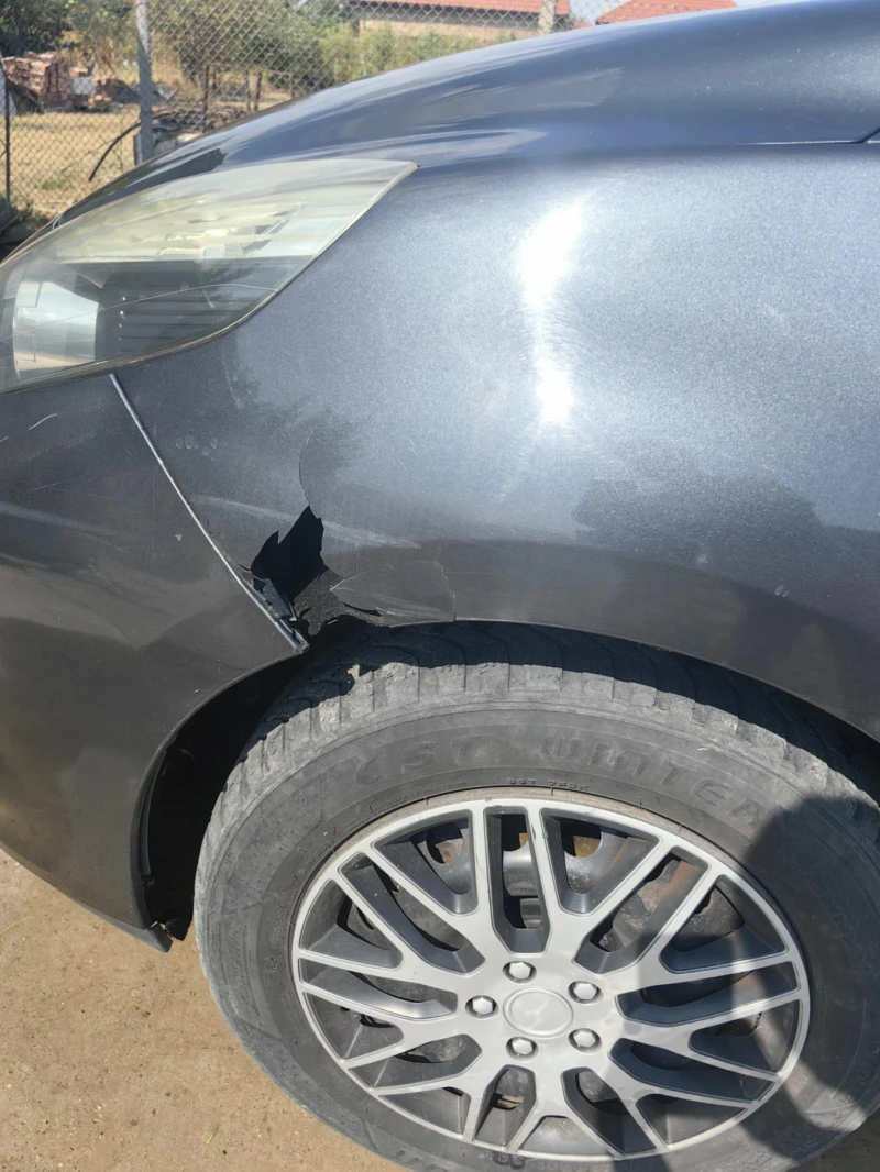 Renault Scenic, снимка 2 - Автомобили и джипове - 52832181