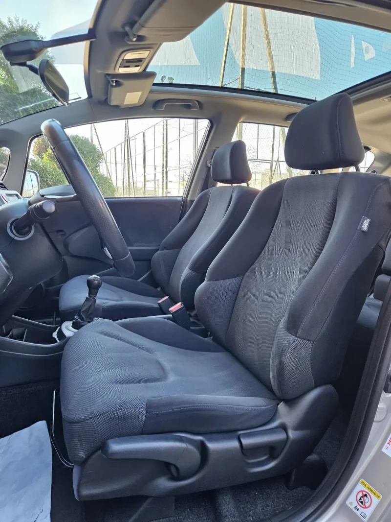 Honda Jazz 1.4i-VTEC EXCLISIVE Panorama, снимка 10 - Автомобили и джипове - 52931501