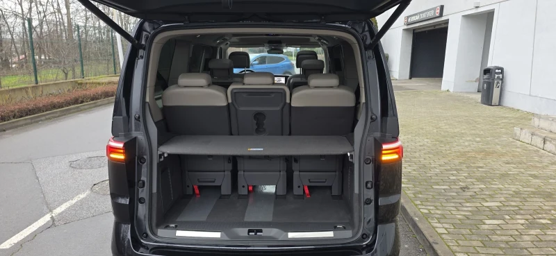 VW Multivan  7+ 1 LONG ПАНОРАМА, снимка 8 - Автомобили и джипове - 53492424