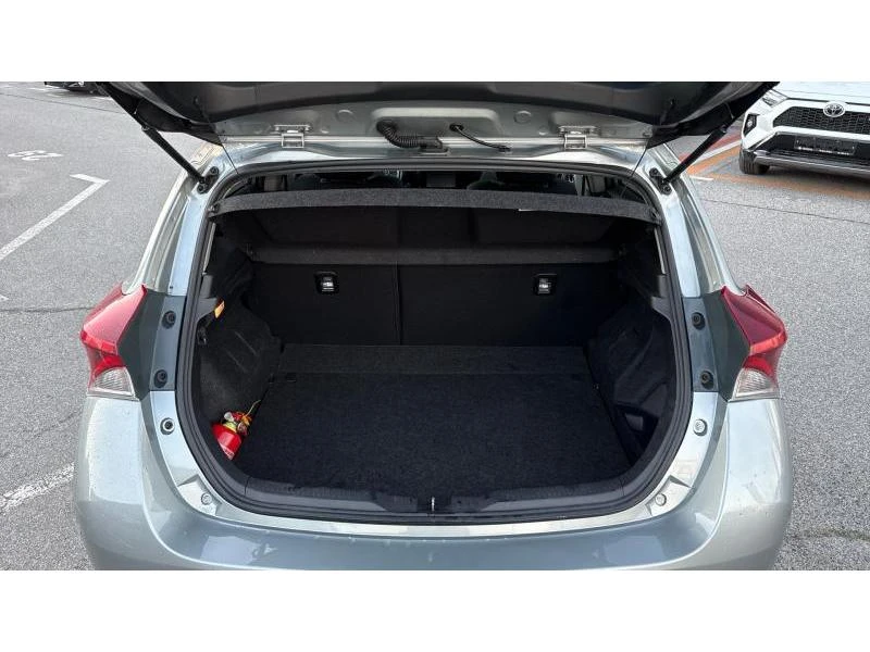 Toyota Auris 1.8 CVT HSD LUNA PLUS, снимка 10 - Автомобили и джипове - 52798268