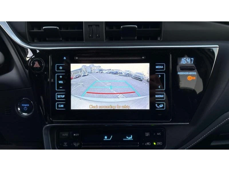 Toyota Auris 1.8 CVT HSD LUNA PLUS, снимка 15 - Автомобили и джипове - 52798268