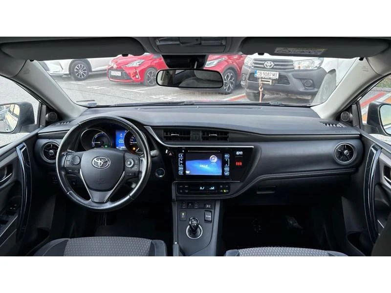 Toyota Auris 1.8 CVT HSD LUNA PLUS, снимка 8 - Автомобили и джипове - 52798268
