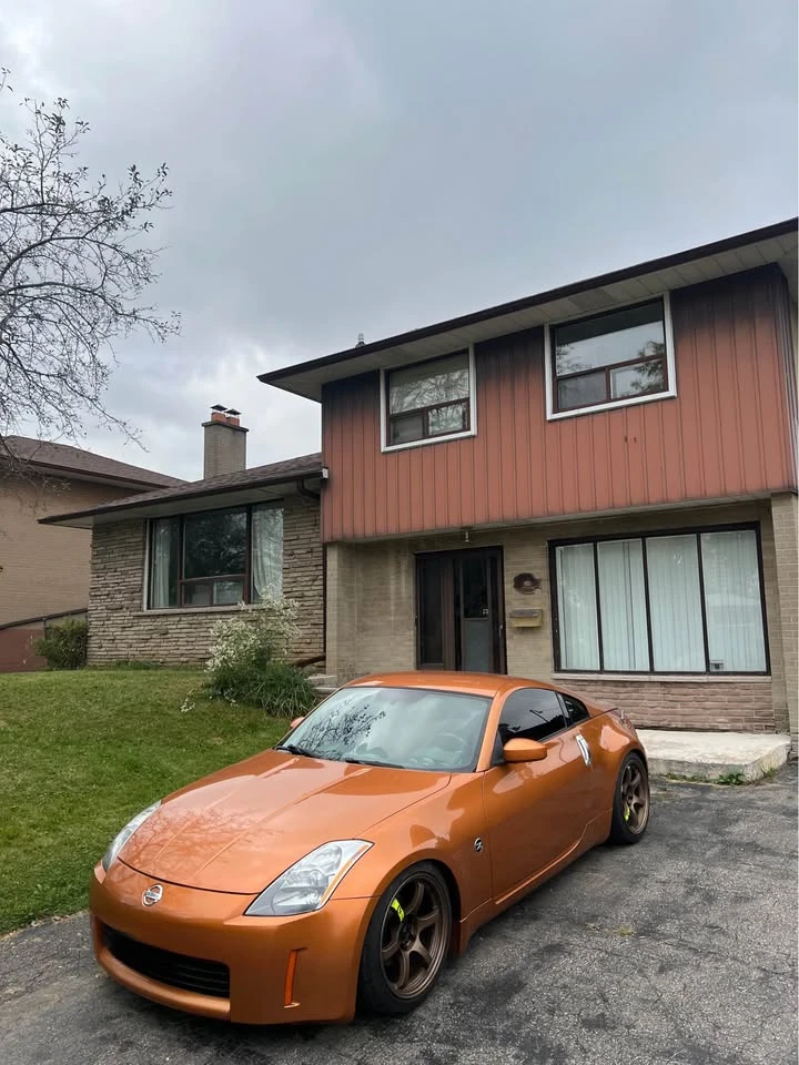 Nissan 350z * MANUAL* АВТОКРЕДИТ БЕЗ ПЪРВОНАЧАЛНА ВНОСКА* , снимка 2 - Автомобили и джипове - 54937571