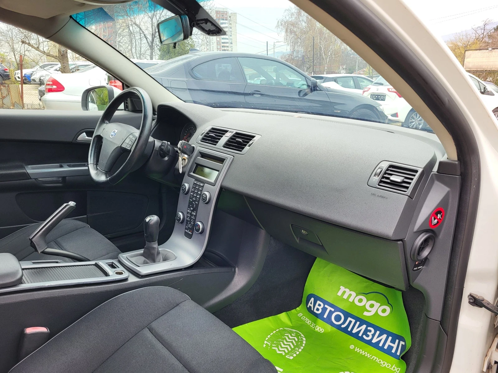 Volvo C30 1.6 D Drive Face-lift  - изображение 9
